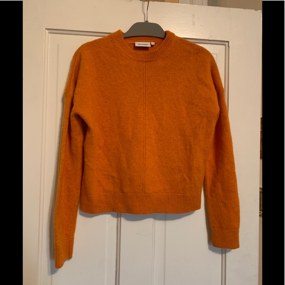 Weekday Font Sweater Orange Wool Cropped Boxy XS Pullover